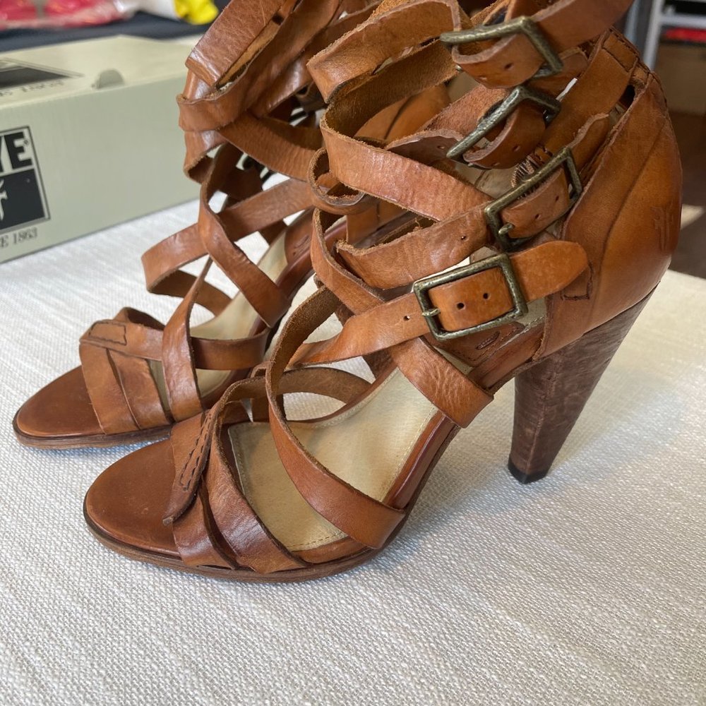 New in box, Frye Mika Strappy Heel in Brown, size 7.5